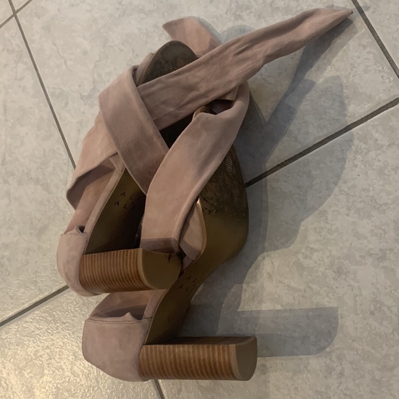 Alex + Alex sandals - Picture 6 of 7